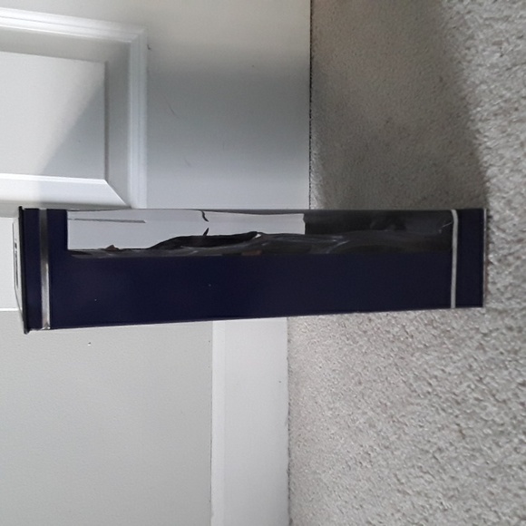 2000 The Addams Family Barbie Collectibles - Picture 4 of 5